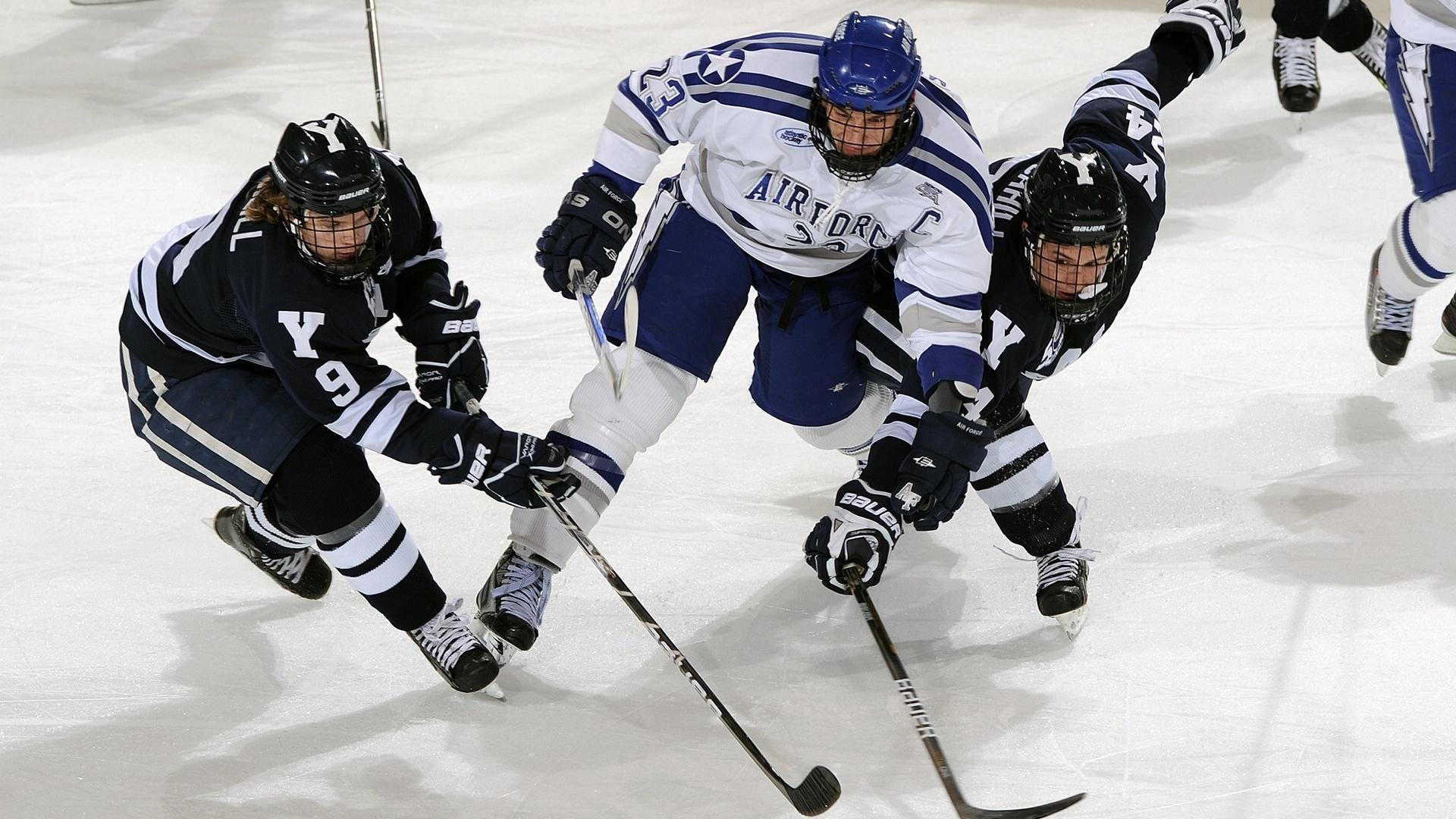 杨瀚森再遭DNP!残阵湖人三人20+逆转开拓者迎四连胜,艾顿29+10,杨瀚森篮球